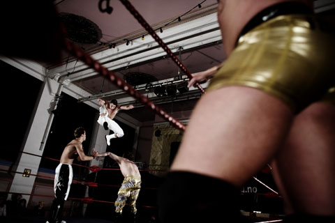 10884 5 wrestling01